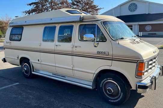 Dodge ram b250 camper van online