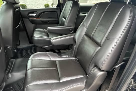 2007 Chevrolet Suburban LTZ 4x4 for Sale - Cars & Bids