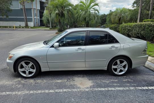 2001 Toyota Altezza VIN: GXE100069819 for Sale - Cars & Bids