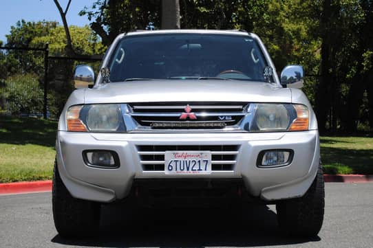 2006 Mitsubishi Montero Limited 4x4 auction - Cars & Bids