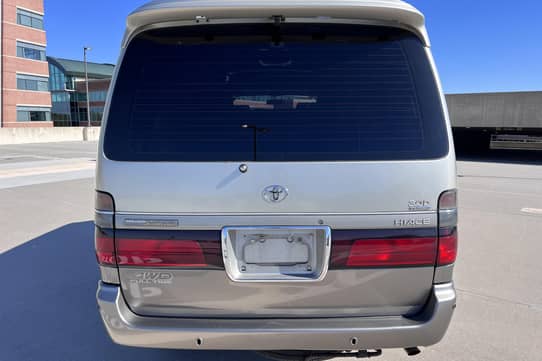 1997 Toyota HiAce Super Custom Limited 4WD for Sale - Cars & Bids