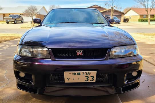 Super Rare R34 Nissan Skyline GT-R V-Spec In Midnight Purple Up For Sale In  U.S.