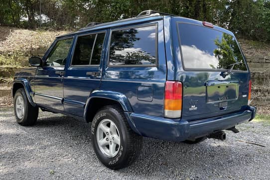 01 Jeep Cherokee Sport 4x4 Auction Cars Bids