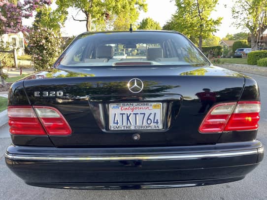 2001 Mercedes-Benz E320 Sedan auction - Cars & Bids