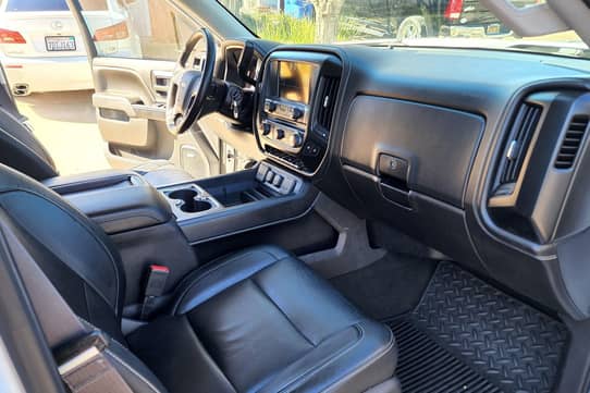 interior 2022 chevy reaper