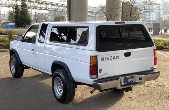 Nissan Hardbody Camper Shell