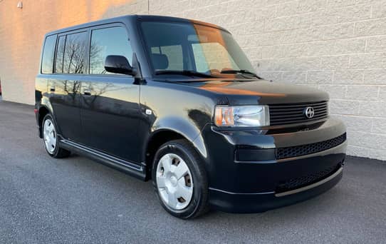 2005 Scion xB auction - Cars & Bids