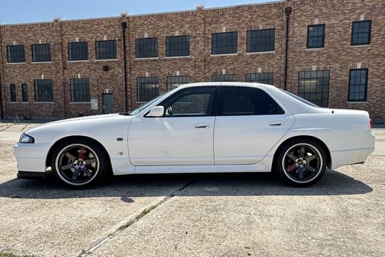 1998 Nissan Skyline GT-R Autech 40th Anniversary Sedan VIN