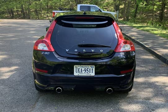 Volvo c30 r design deals rear bumper