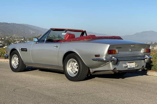 1982 Aston Martin V8 Volante auction - Cars & Bids