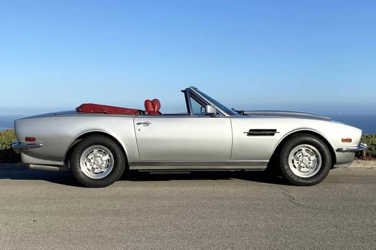 1982 Aston Martin V8 Volante auction - Cars & Bids