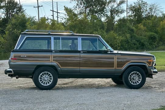 1989 Jeep Grand Wagoneer 4x4 for Sale - Cars & Bids