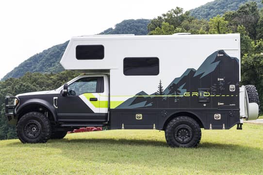 2017 Ford F-550 Super Duty XLT 4x4 Grid Camper for Sale - Cars & Bids