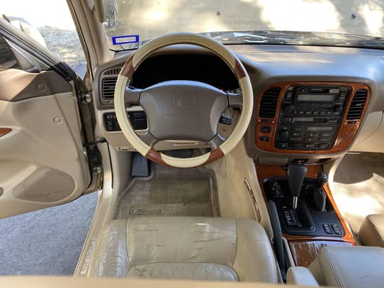 1999 Lexus LX 470 auction - Cars & Bids