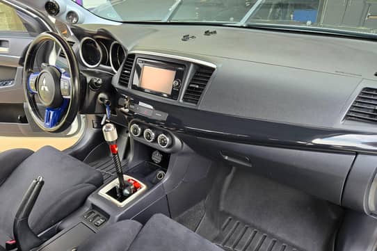 2014 Mitsubishi Lancer Evolution X GSR VIN: JA32W8FV8EU021590 for