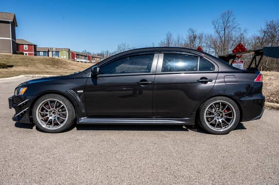 2013 Mitsubishi Lancer Evolution X GSR VIN: JA32W8FV6DU011347 for