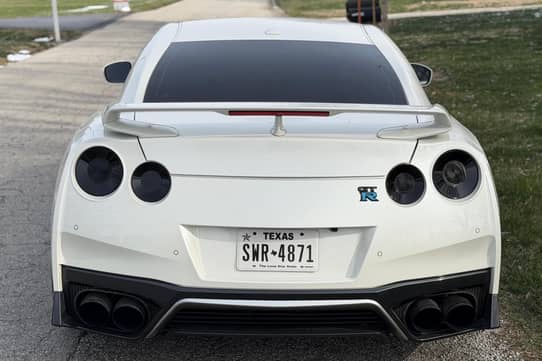 2018 Nissan GT-R Premium VIN: JN1AR5EF5JM710318 for Sale - Cars & Bids