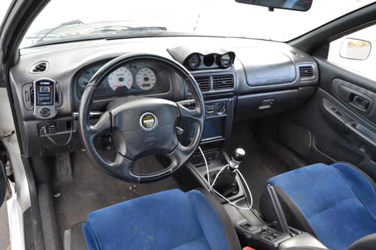 1999 subaru impreza interior