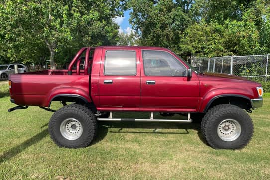 ハッピィ 1996 Toyota Hilux SSR 4x4 VIN: LN1070025566 for Sale - Cars