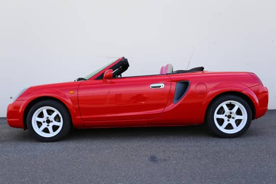 1999 Toyota MR-S VIN: ZZW300004642 for Sale - Cars & Bids