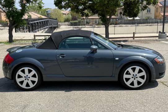 2004 Audi TT Quattro Roadster VIN: TRUUT28N041007234 for Sale