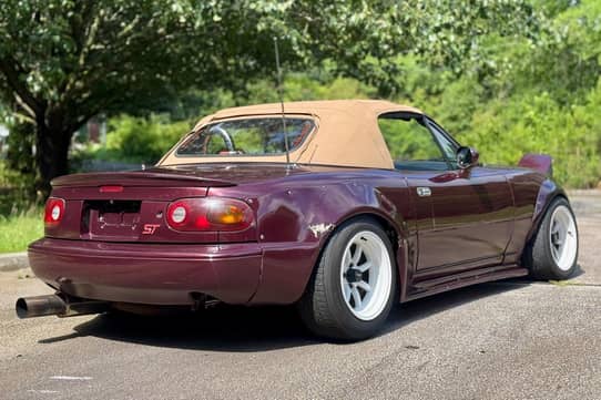 famo Mevius出品 1995 Mazda MX-5 Miata M Edition VIN: JM1NA3530S0606876 for