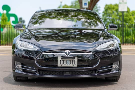 Add Windshield Wiper / Washer Fluid: 2017 Tesla S 90D Electric