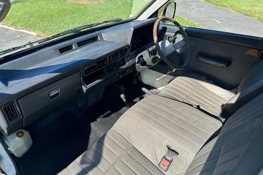 1991-toyota-townace-4wd-for-sale-cars-bids