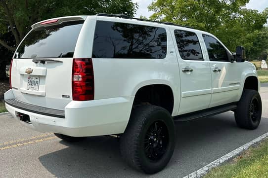 2008 Chevrolet Suburban LT 4x4 for Sale - Cars & Bids