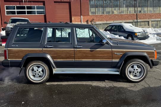 1989 Jeep Wagoneer Limited 4x4 VIN: 1J4FN78L6KL565898 for Sale