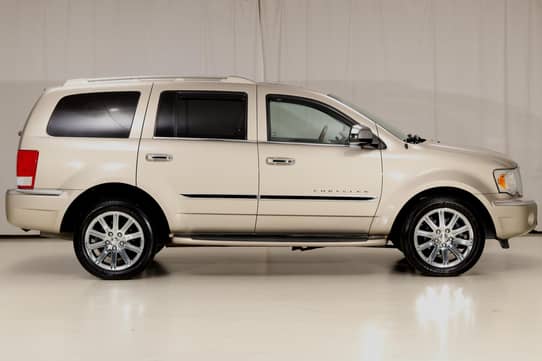 2008 Chrysler Aspen Limited VIN: 1A8HW582X8F118868 for Sale - Cars & Bids