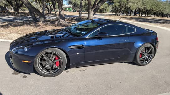 2007 Aston Martin V8 Vantage auction - Cars & Bids
