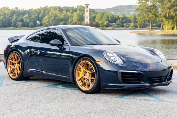 2018 Porsche 911 Carrera Coupe (991.2): market value and price history