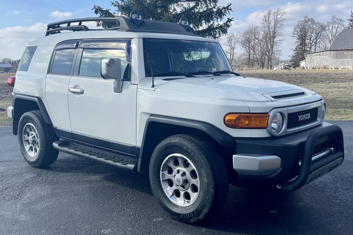 Used Toyota FJ Cruiser for Sale - Cars & Bids