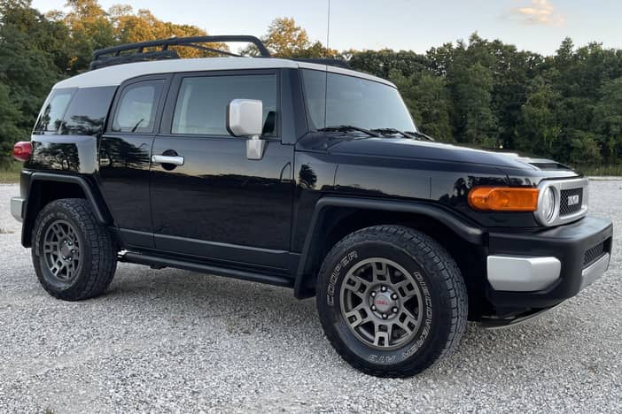 Used Toyota FJ Cruiser for Sale - Cars & Bids