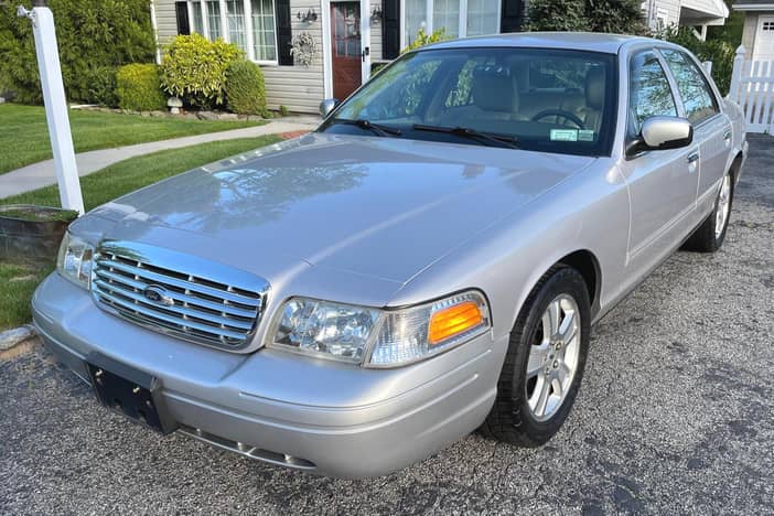 Used Ford Crown Victoria For Sale - Cars & Bids