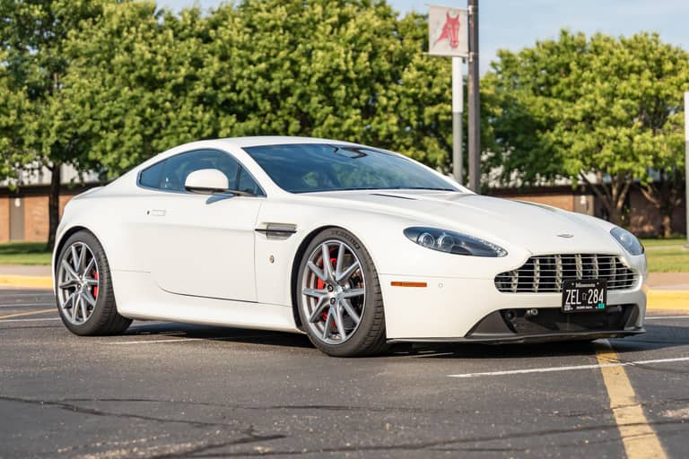 2012 Aston Martin V8 Vantage S Coupe on cars&bids