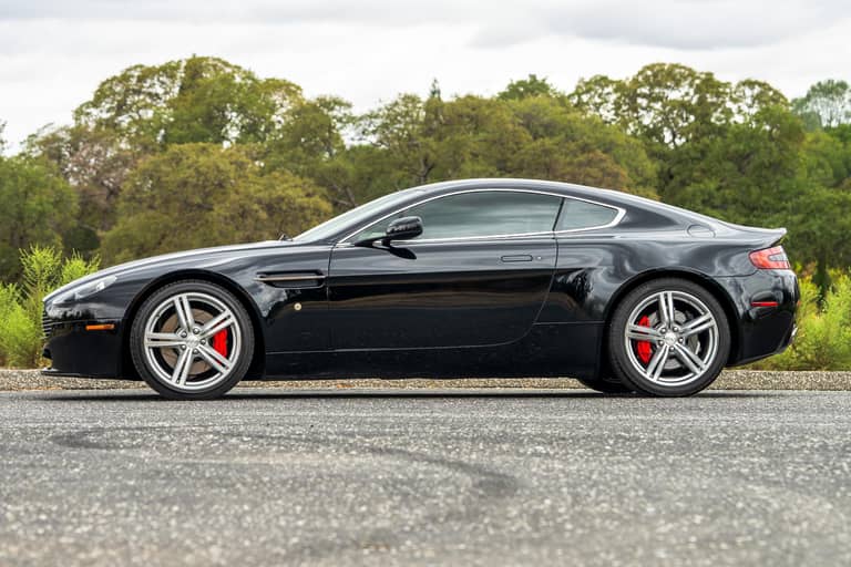 2009 Aston Martin V8 Vantage on cars&bids