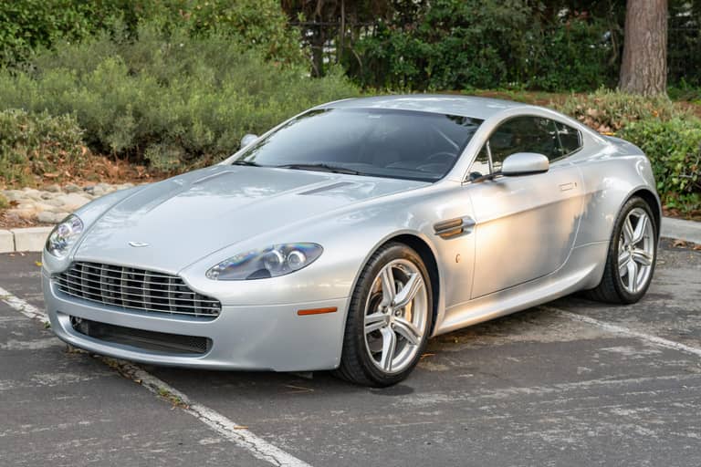 2009 Aston Martin V8 Vantage on cars&bids