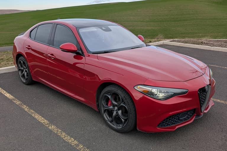 2018 Alfa Romeo Giulia Ti Sport Q4 on cars&bids