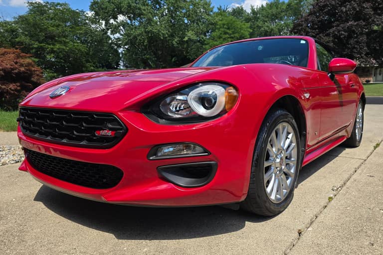 2017 Fiat 124 Spider Classica on cars&bids