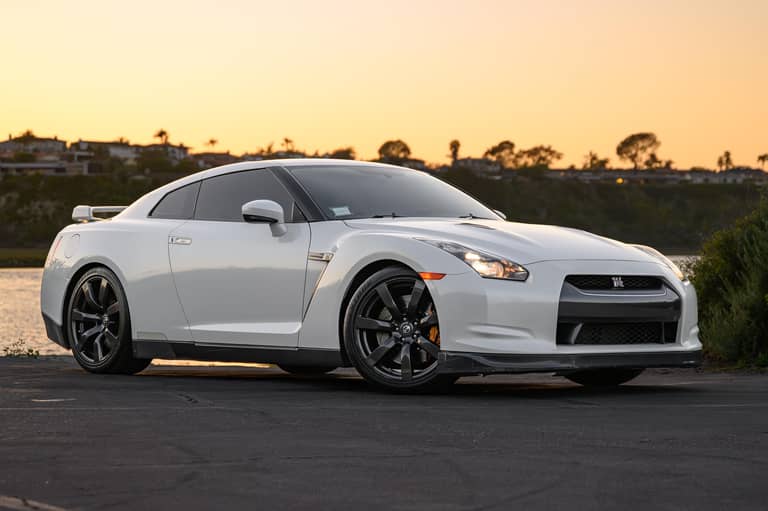 Used Nissan R35 GT-R for Sale - Cars & Bids