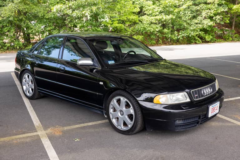 2001 Audi S4 on cars&bids