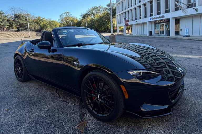 2023 Mazda MX-5 Miata Club on cars&bids