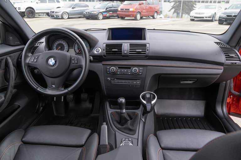 Center lead interior photo
