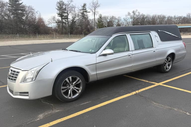 1996 Cadillac Fleetwood Hearse on cars&bids