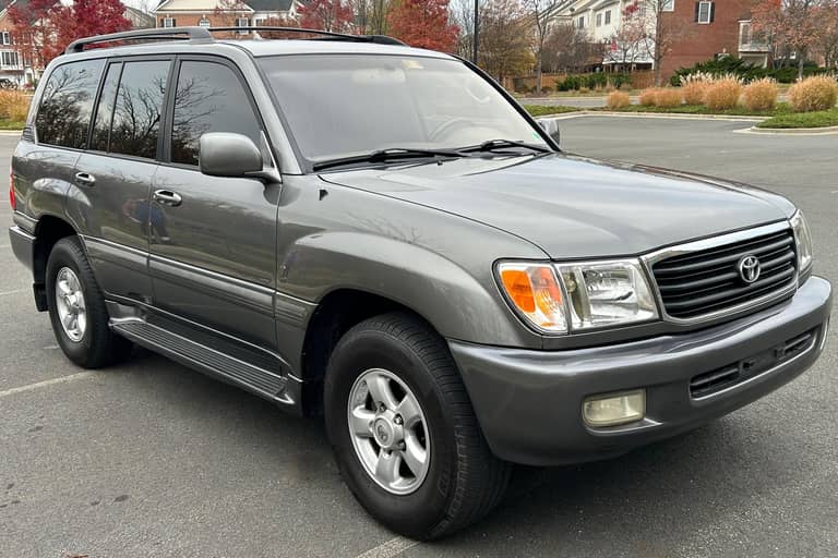 2002 Toyota Land Cruiser on cars&bids