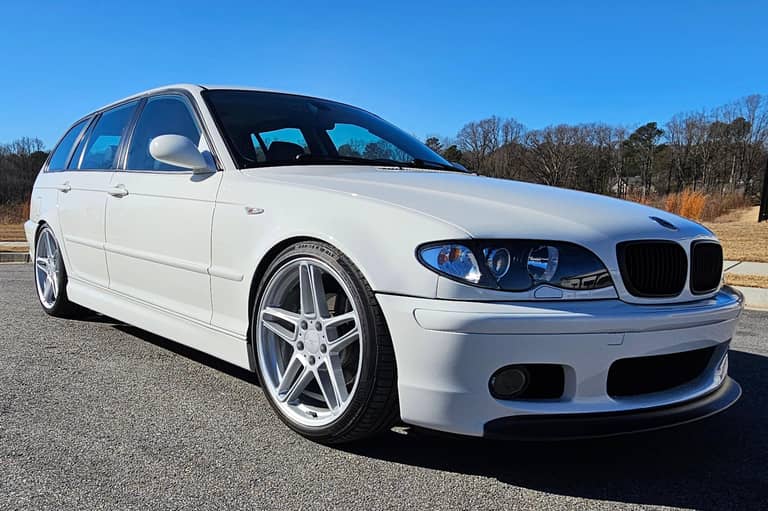 2005 BMW 325i Touring on cars&bids