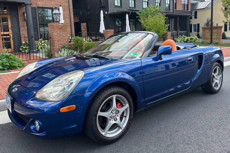 2003 Toyota MR2 Spyder on cars&bids