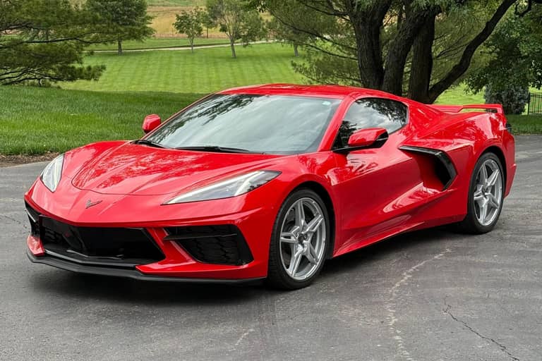 2022 Chevrolet Corvette Stingray Coupe 1LT on cars&bids
